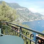 Il Sanfilippo 4* نابولي